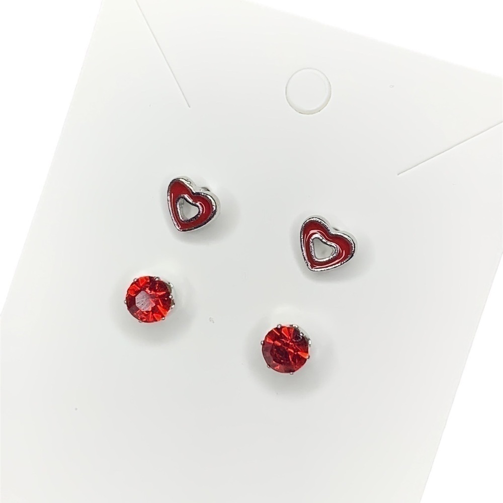 Red heart earring set